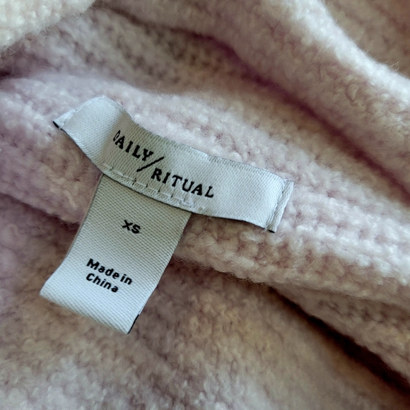 Daily Ritual Blush Cardigan - Picture 9 of 9